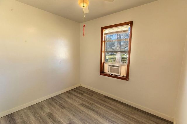 236 Old San Felipe Road, Sealy, TX 77474