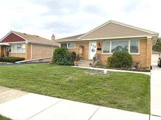 4528 Grace Street, Schiller Park, IL 60176