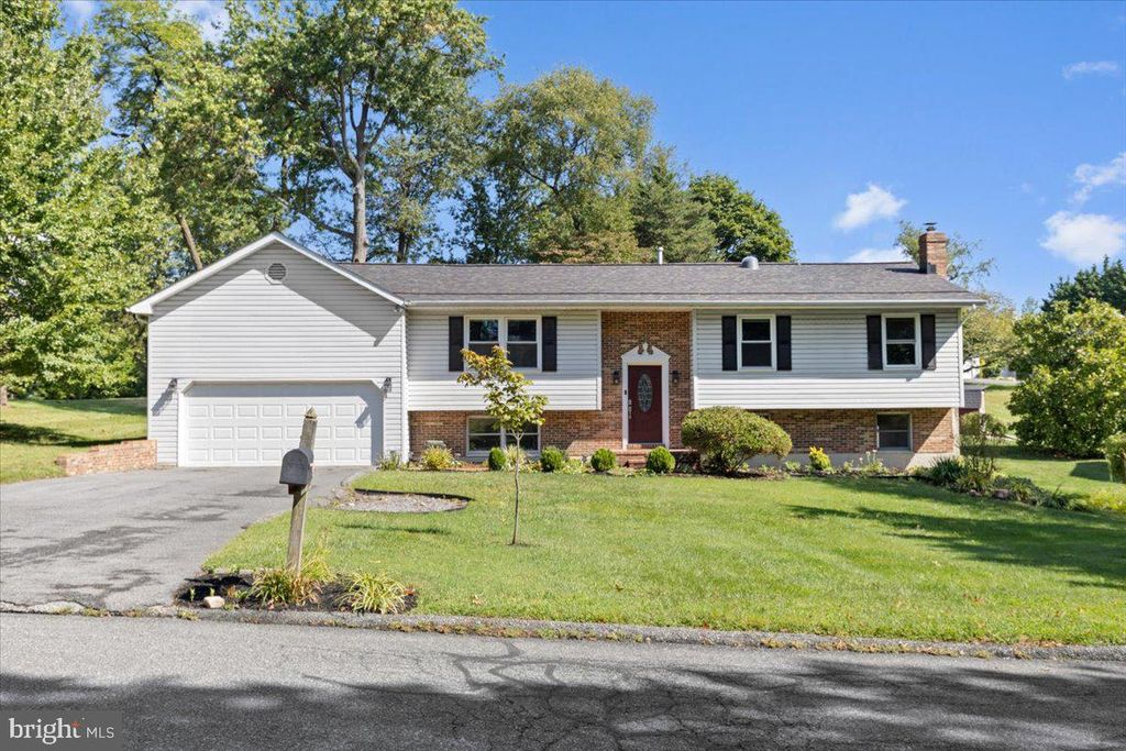 8400 MITZY LN, Ellicott City, MD 21043