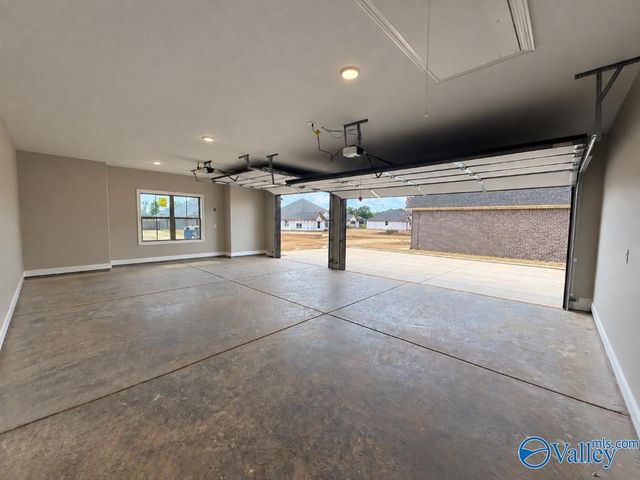 26417 Lancaster Lane, Athens, AL 35613