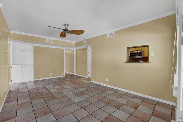 615 SERENADE DR, San Antonio, TX 78216