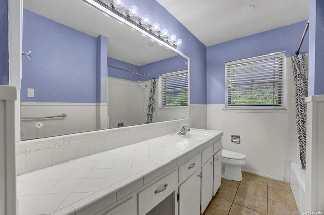 615 SERENADE DR, San Antonio, TX 78216