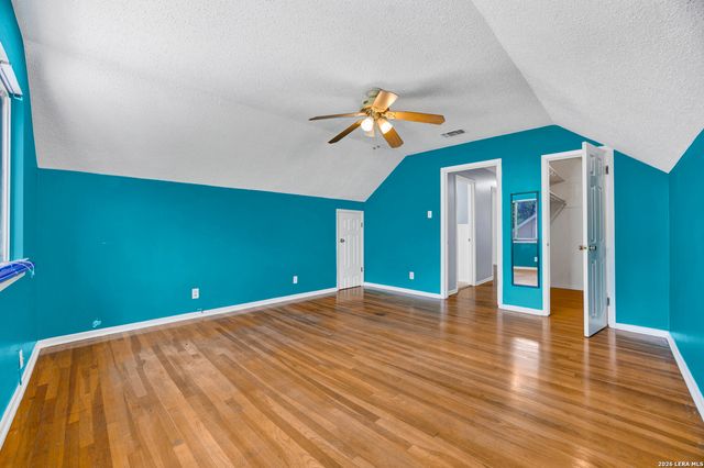 615 SERENADE DR, San Antonio, TX 78216