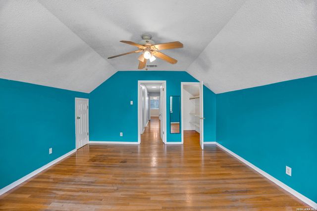 615 SERENADE DR, San Antonio, TX 78216