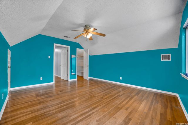 615 SERENADE DR, San Antonio, TX 78216
