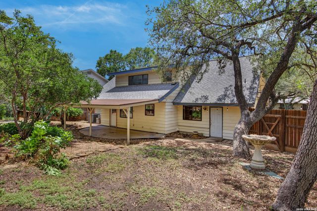 615 SERENADE DR, San Antonio, TX 78216