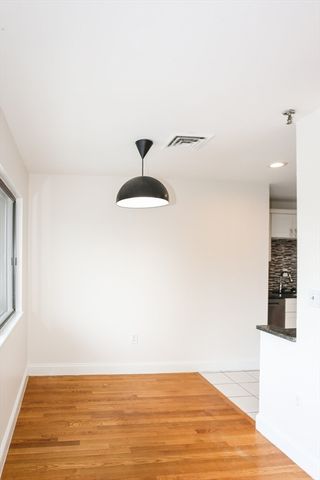 90 Quincy Shore Dr 302, Quincy, MA 02171