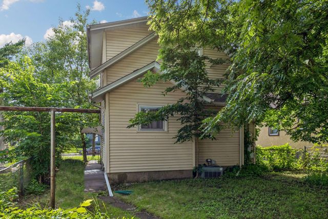 4731 Bryant Avenue N, Minneapolis, MN 55430