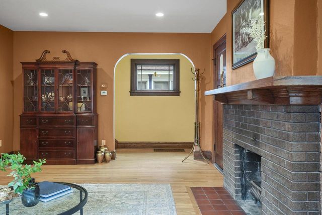 434 Virginia Terrace, Madison, WI 53726
