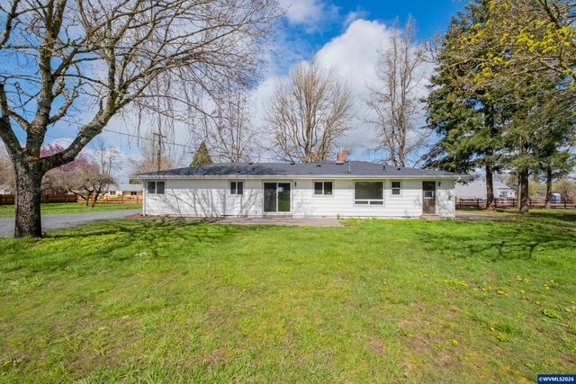 33001 Sand Ridge Rd, Lebanon, OR 97355