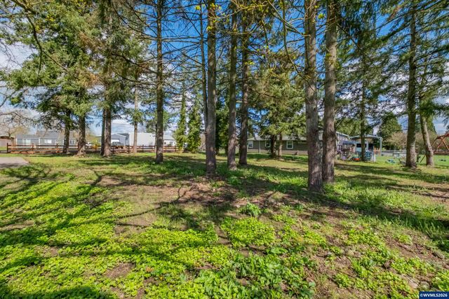 33001 Sand Ridge Rd, Lebanon, OR 97355