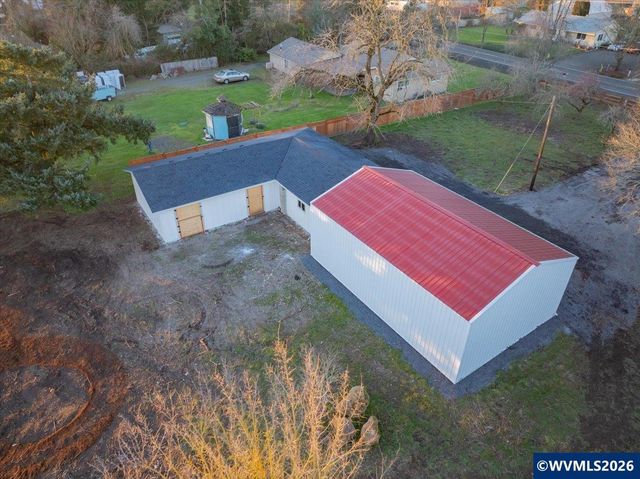 33001 Sand Ridge Rd, Lebanon, OR 97355