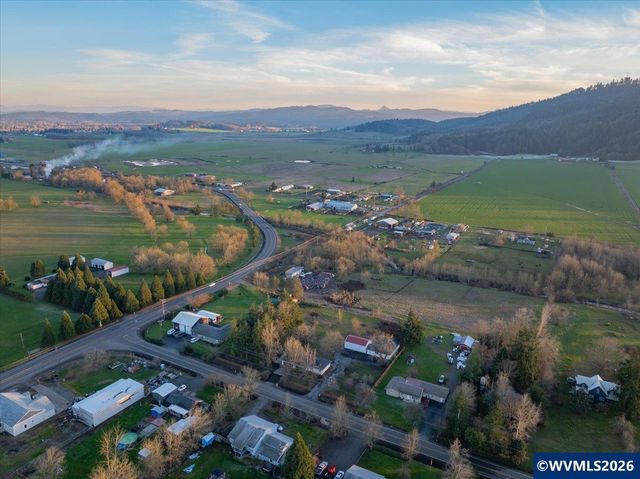 33001 Sand Ridge Rd, Lebanon, OR 97355