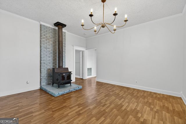 212 S Piedmont Street, Calhoun, GA 30701