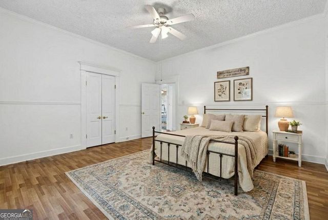 212 S Piedmont Street, Calhoun, GA 30701
