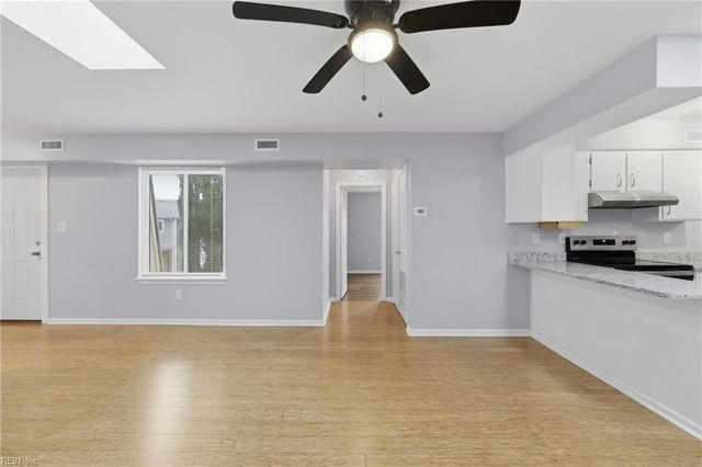 1014 Lands End WAY, Virginia Beach, VA 23451