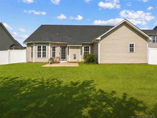 167 Ranier Drive, Raeford, NC 28376