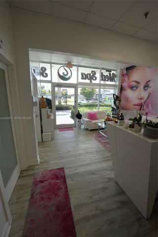 7171 SW 24th St, Miami, FL 33155
