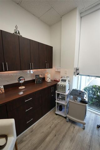 7171 SW 24th St, Miami, FL 33155