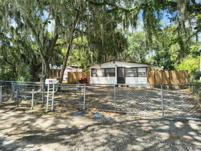 611 SHORT STREET, Plant City, FL 33563