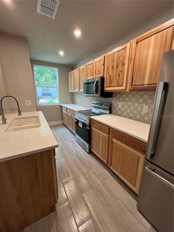 1042 36TH STREET, Orlando, FL 32805