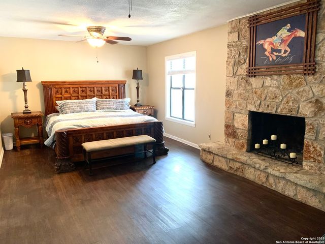 1080 Guadalupe, New Braunfels, TX 78132