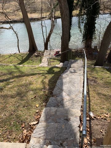 1080 Guadalupe, New Braunfels, TX 78132