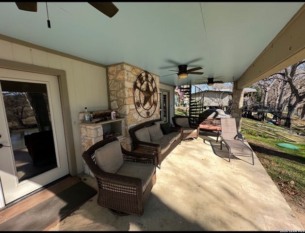 1080 Guadalupe, New Braunfels, TX 78132