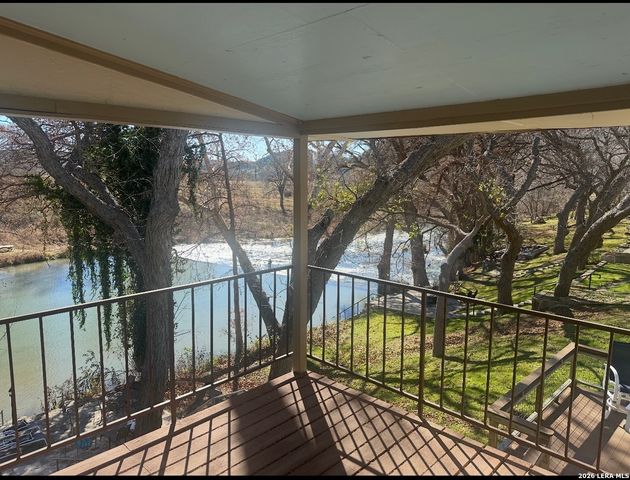 1080 Guadalupe, New Braunfels, TX 78132