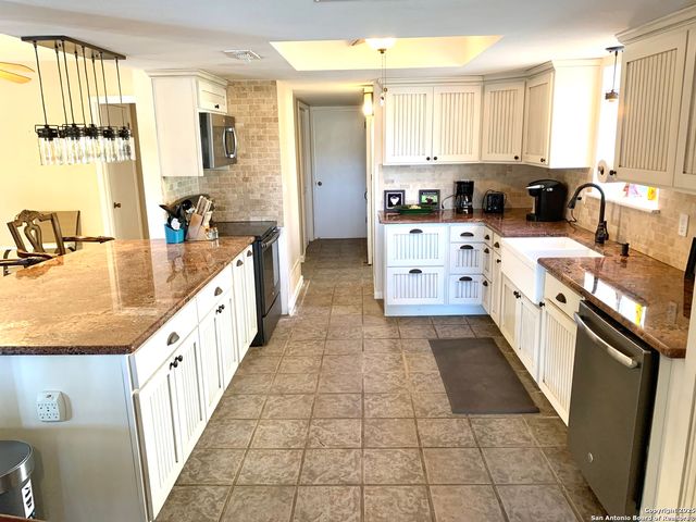 1080 Guadalupe, New Braunfels, TX 78132