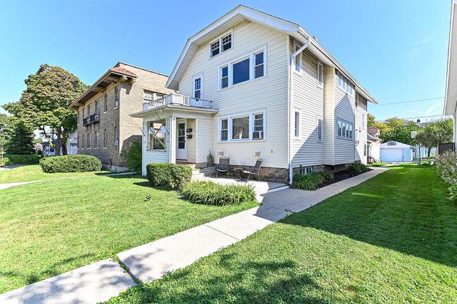 1308 S 76th 1310 STREET, West Allis, WI 53214