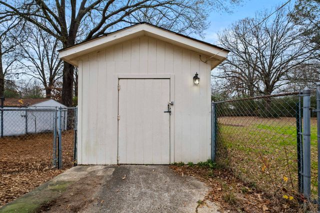 152 Paul Addition, Searcy, AR 72143