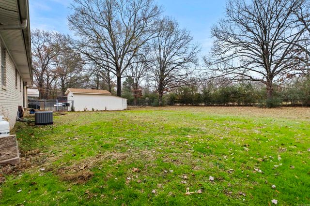 152 Paul Addition, Searcy, AR 72143