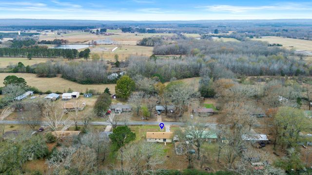 152 Paul Addition, Searcy, AR 72143