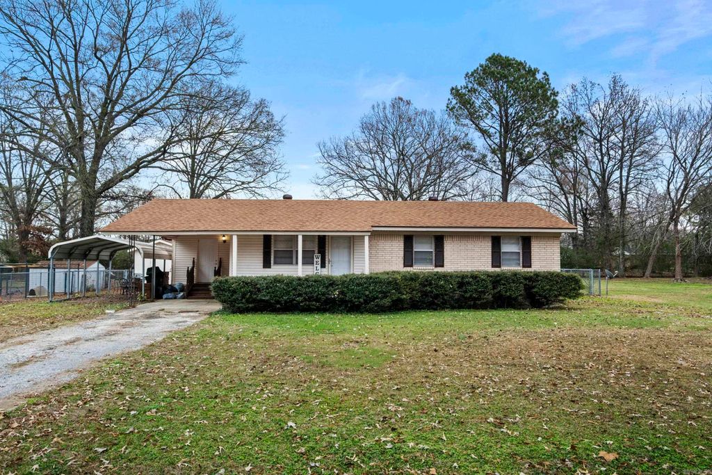 152 Paul Addition, Searcy, AR 72143