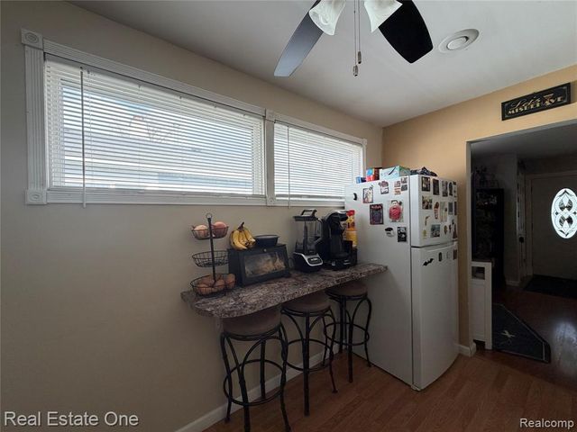 18875 Robert Street, Melvindale, MI 48122