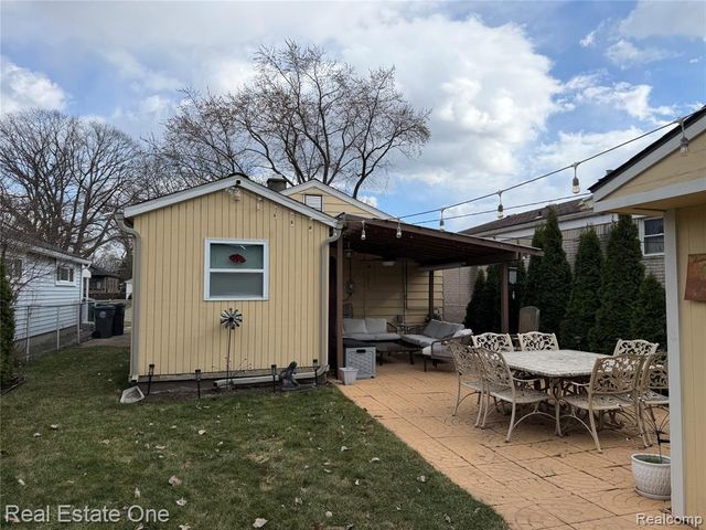 18875 Robert Street, Melvindale, MI 48122