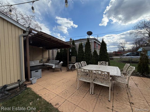 18875 Robert Street, Melvindale, MI 48122