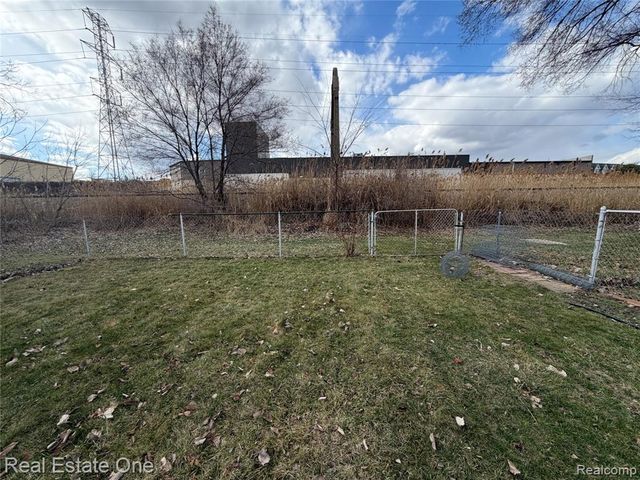 18875 Robert Street, Melvindale, MI 48122