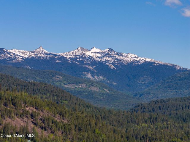 6045 Upper Pack River RD, Sandpoint, ID 83864