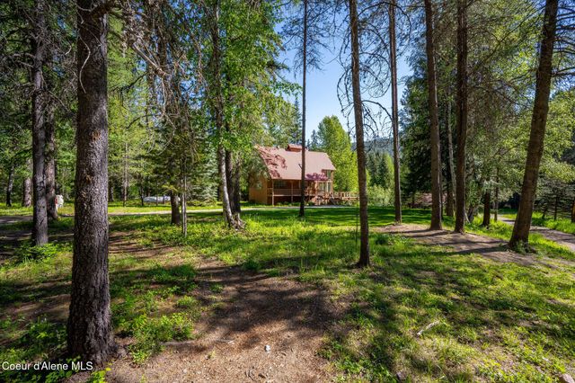 6045 Upper Pack River RD, Sandpoint, ID 83864