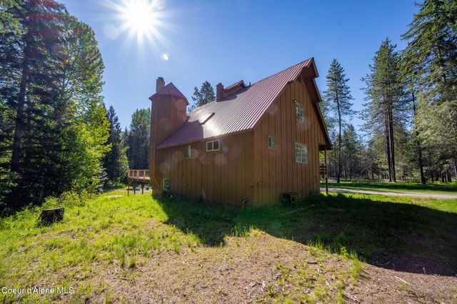 6045 Upper Pack River RD, Sandpoint, ID 83864