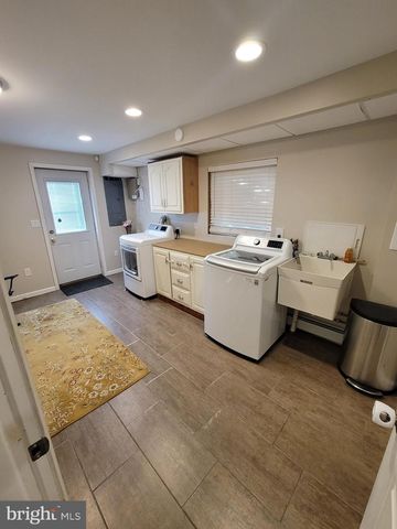 300 ADAMS RD, King Of Prussia, PA 19406