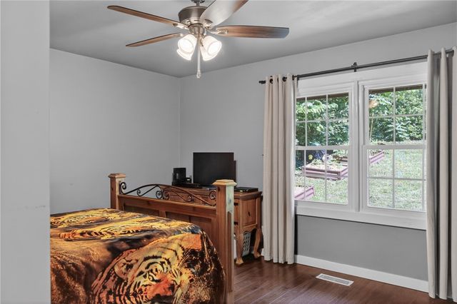 22 Hatcher Drive, Bella Vista, AR 72715
