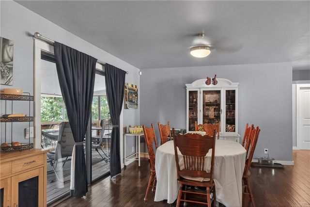 22 Hatcher Drive, Bella Vista, AR 72715