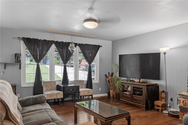 22 Hatcher Drive, Bella Vista, AR 72715