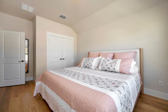 4720 Smokey Quartz Lane, Arlington, TX 76005