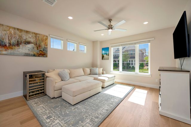 4720 Smokey Quartz Lane, Arlington, TX 76005