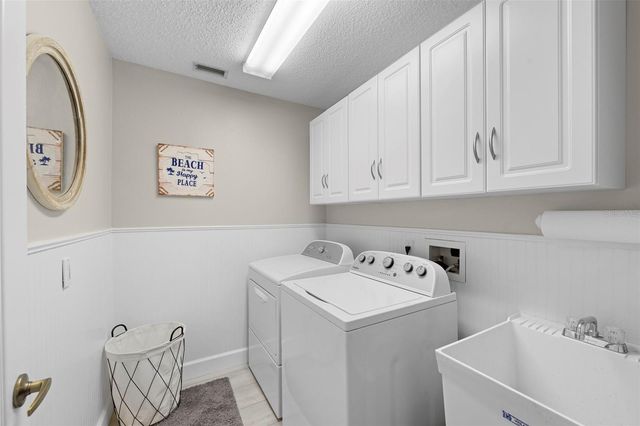 4174 HEARTHSTONE DRIVE, Sarasota, FL 34238