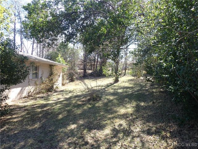 47 Lake Court Loop, Ocala, FL 34472